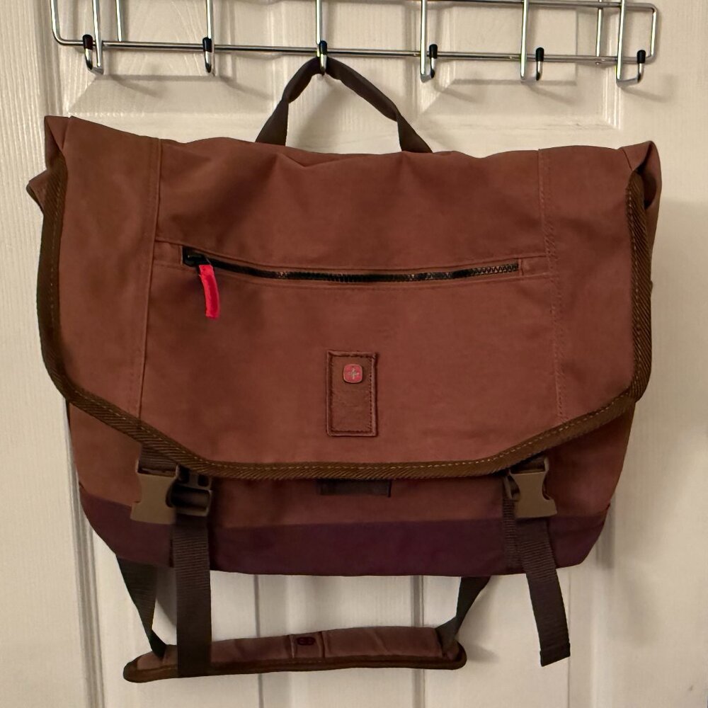 SwissGear Wenger Canvas Messenger Bag